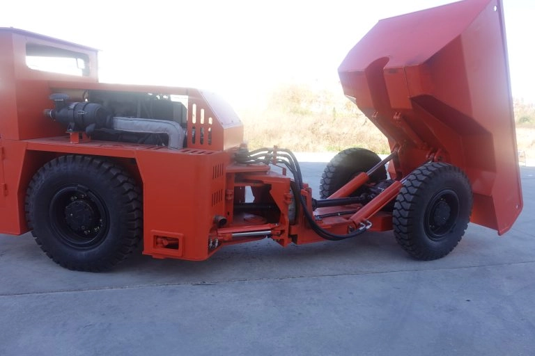 Underground Mining Truck